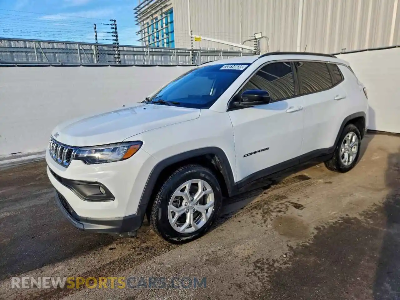 1 Photograph of a damaged car 3C4NJDBNXRT102960 JEEP COMPASS 2024