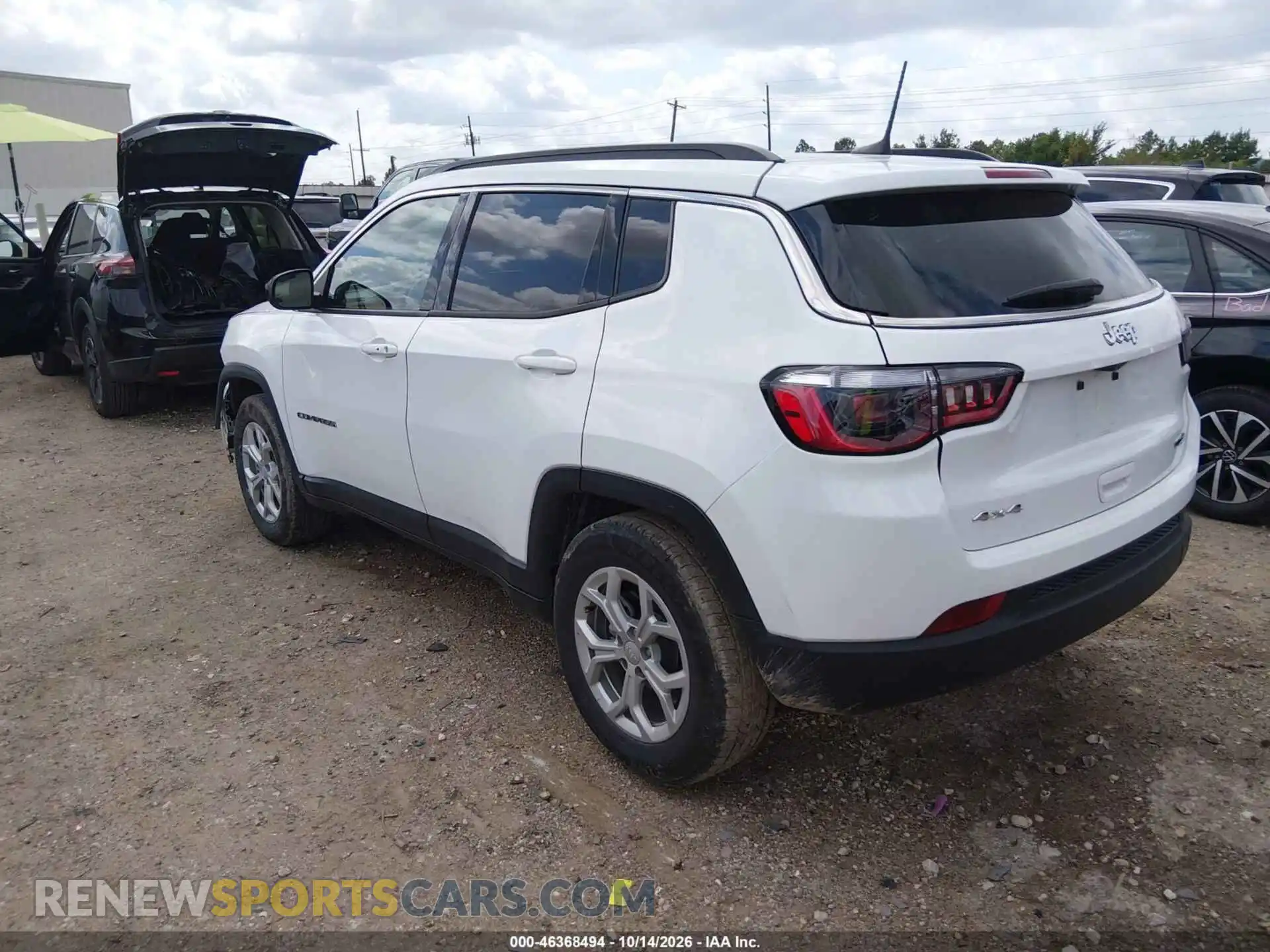 3 Photograph of a damaged car 3C4NJDBNXRT111626 JEEP COMPASS 2024