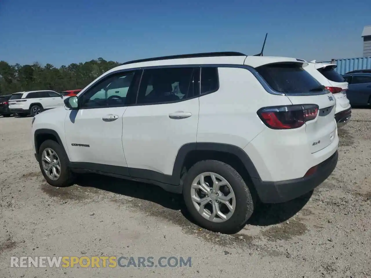2 Photograph of a damaged car 3C4NJDBNXRT118902 JEEP COMPASS 2024
