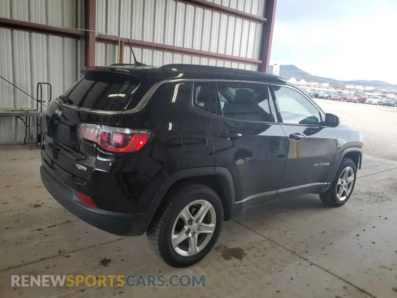 3 Photograph of a damaged car 3C4NJDBNXRT595040 JEEP COMPASS 2024