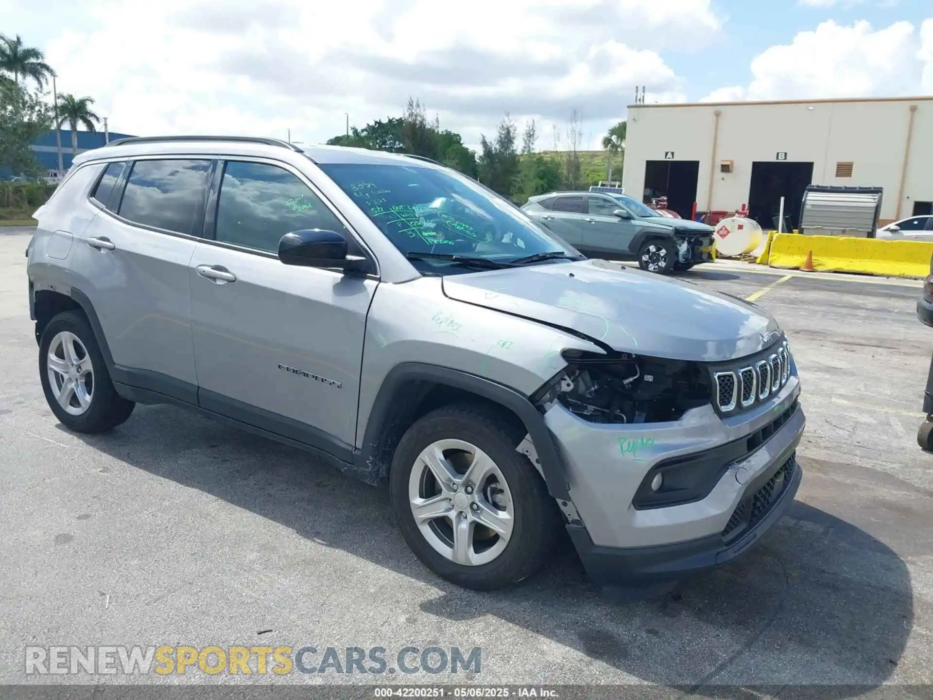 1 Photograph of a damaged car 3C4NJDBNXRT598763 JEEP COMPASS 2024