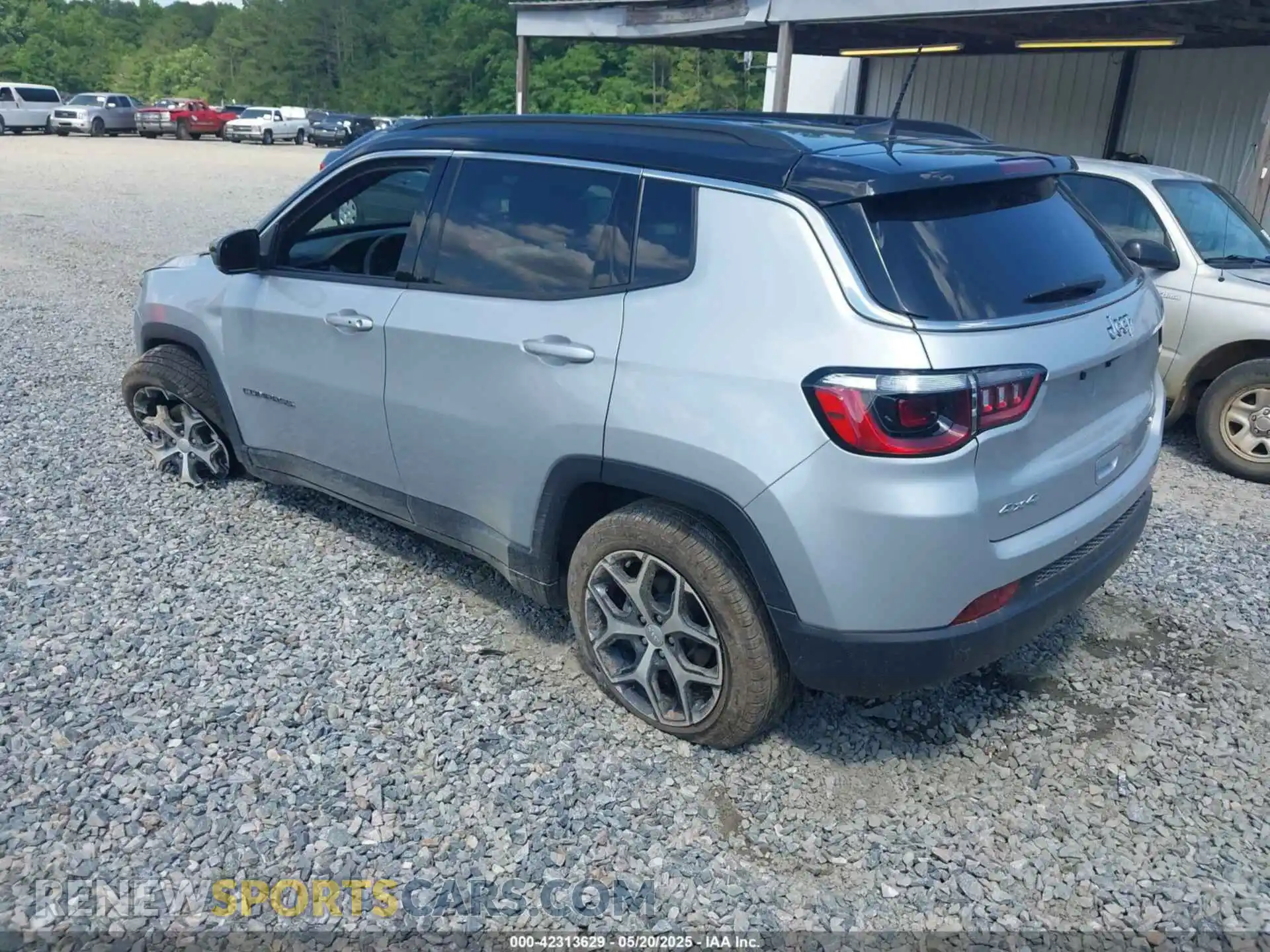 3 Photograph of a damaged car 3C4NJDCN0RT125579 JEEP COMPASS 2024