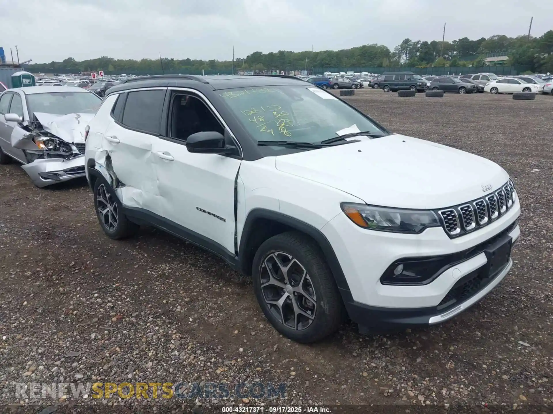 1 Photograph of a damaged car 3C4NJDCN1RT164858 JEEP COMPASS 2024