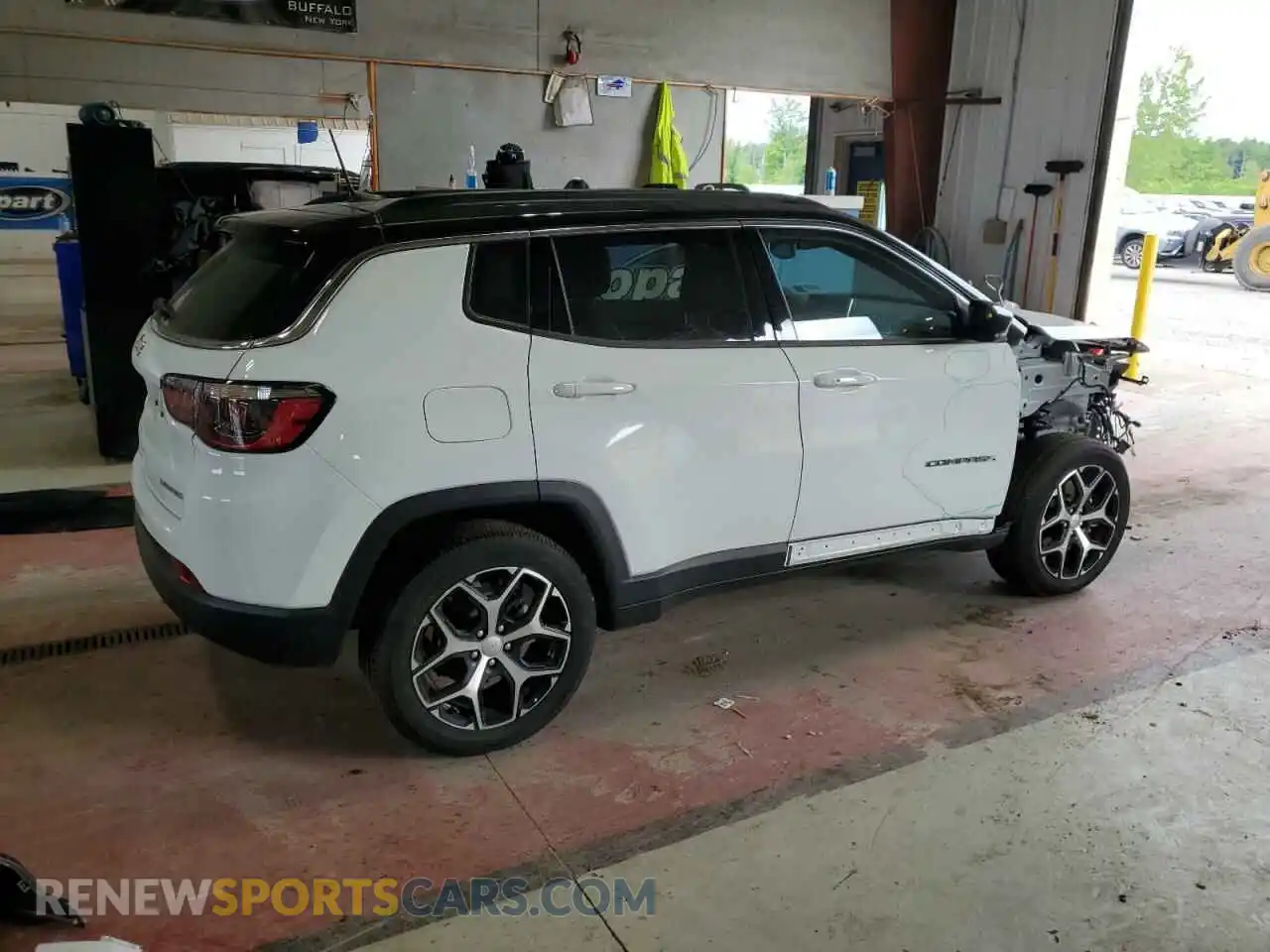 3 Photograph of a damaged car 3C4NJDCN2RT176632 JEEP COMPASS 2024