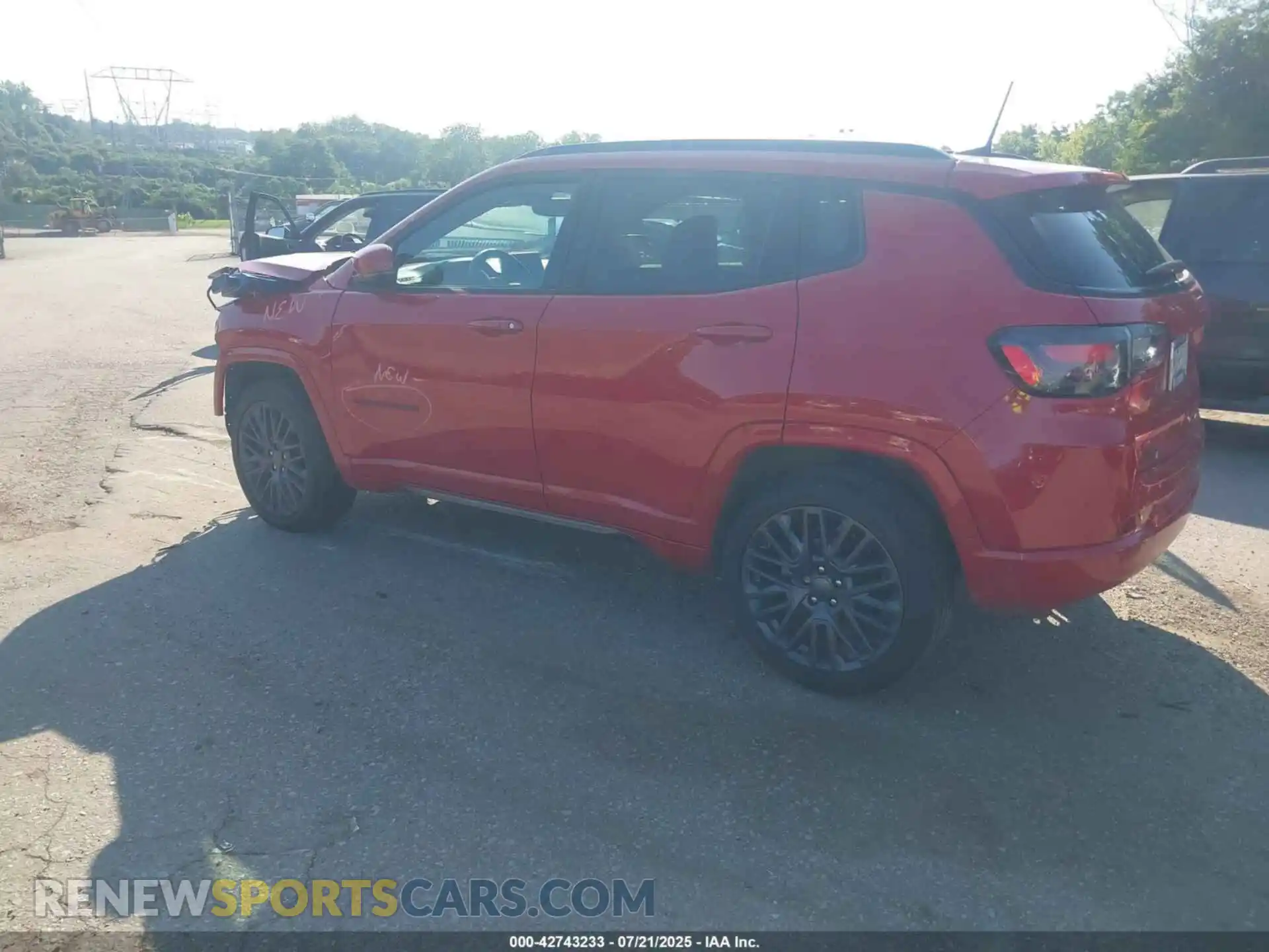 3 Photograph of a damaged car 3C4NJDCN2RT610838 JEEP COMPASS 2024