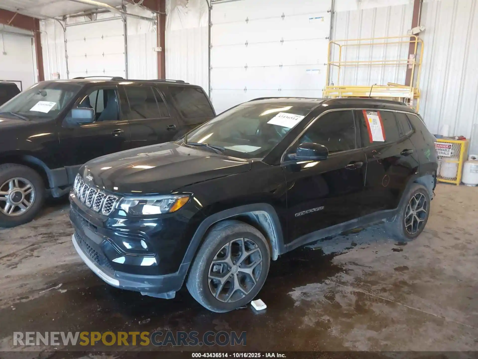 2 Photograph of a damaged car 3C4NJDCN3RT105794 JEEP COMPASS 2024