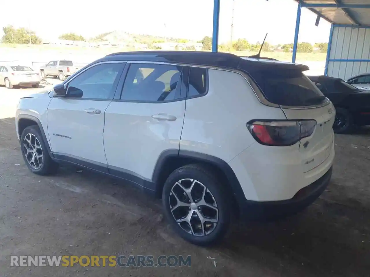 2 Photograph of a damaged car 3C4NJDCN4RT173117 JEEP COMPASS 2024