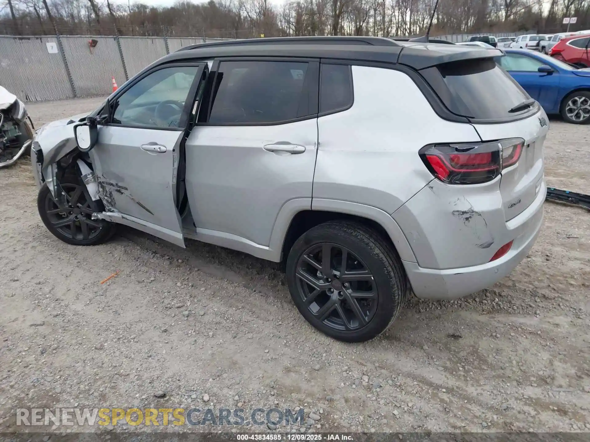 3 Photograph of a damaged car 3C4NJDCN5RT116263 JEEP COMPASS 2024