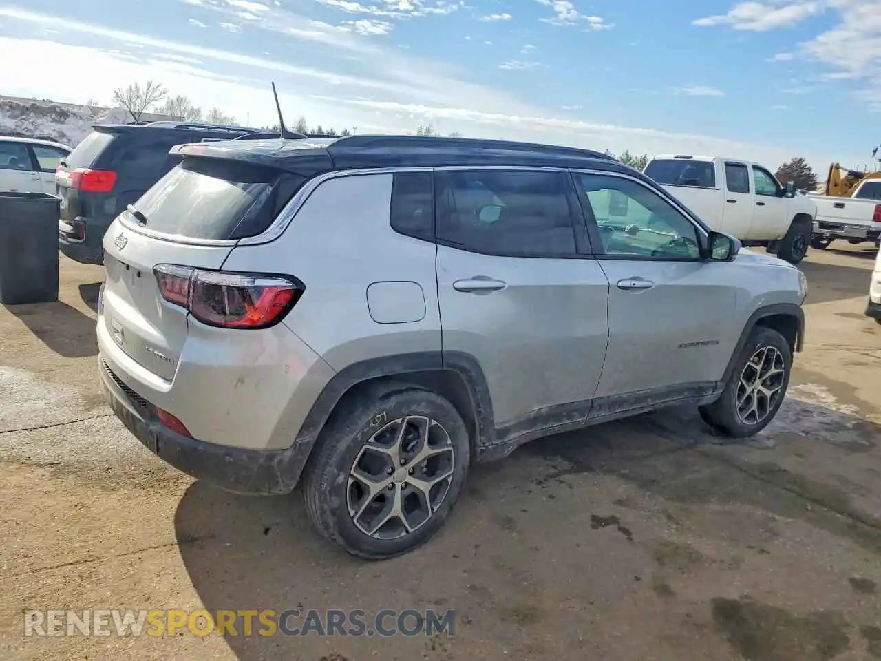3 Photograph of a damaged car 3C4NJDCN7RT131637 JEEP COMPASS 2024