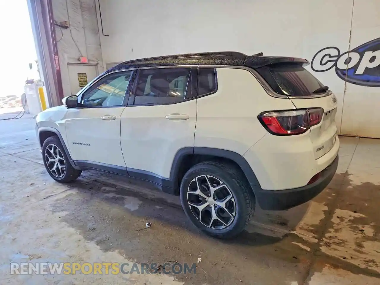 2 fotografías del automóvil dañado 3C4NJDCN7RT134750 JEEP COMPASS 2024