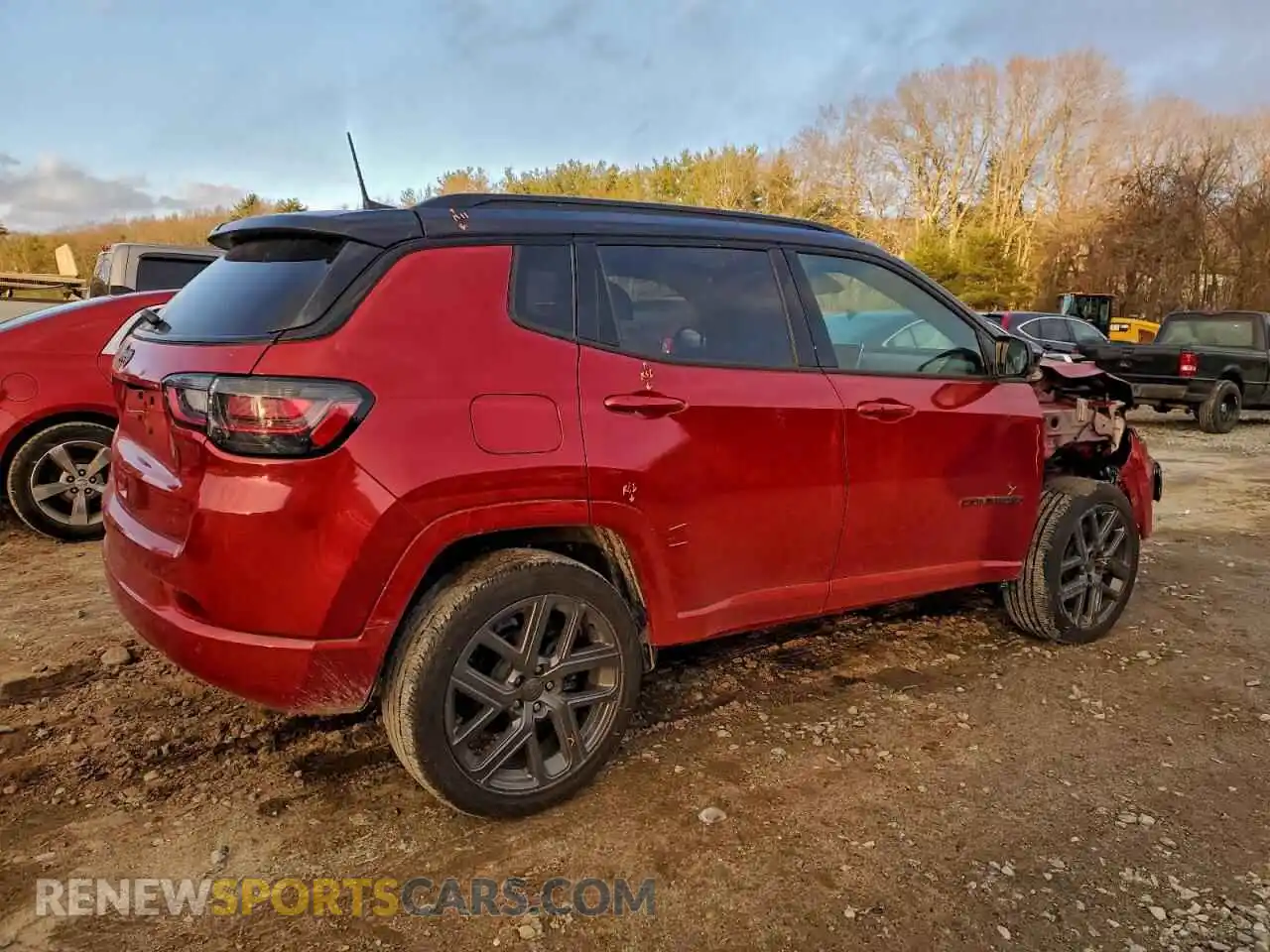 3 Photograph of a damaged car 3C4NJDCN7RT169742 JEEP COMPASS 2024