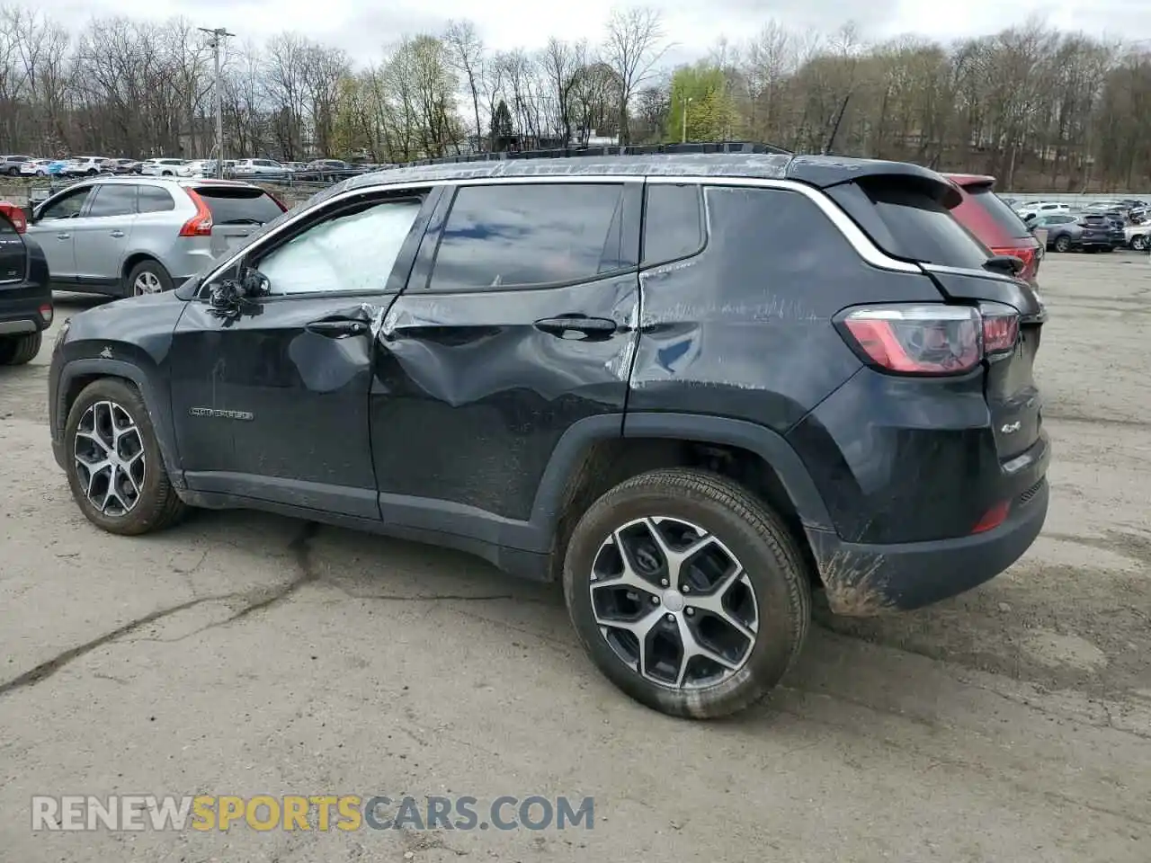 2 Photograph of a damaged car 3C4NJDCN8RT166610 JEEP COMPASS 2024