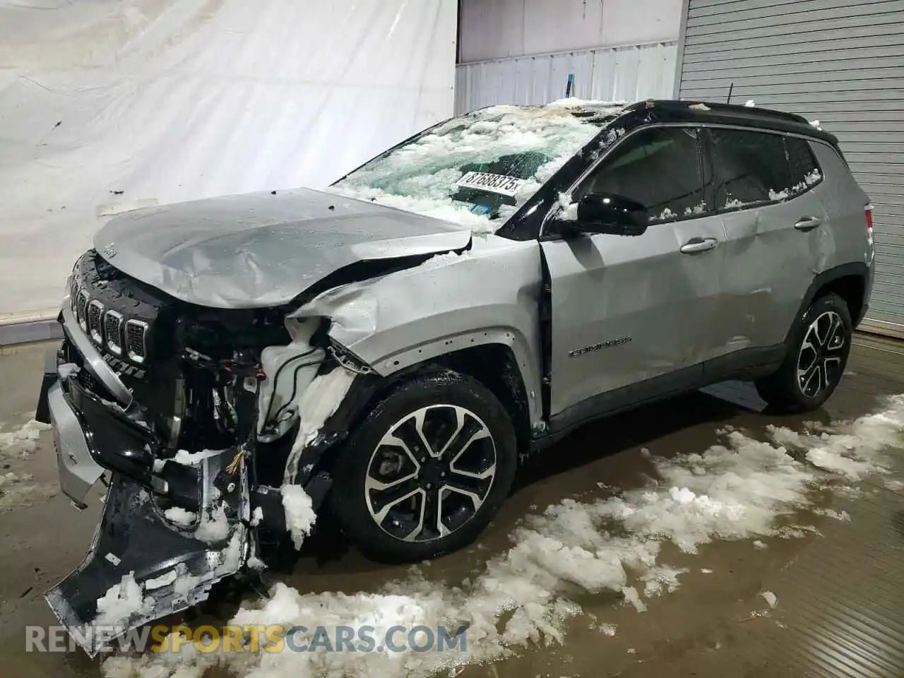1 Photograph of a damaged car 3C4NJDCNXRT586403 JEEP COMPASS 2024