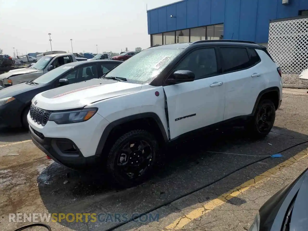 1 Photograph of a damaged car 3C4NJDDN0RT126018 JEEP COMPASS 2024