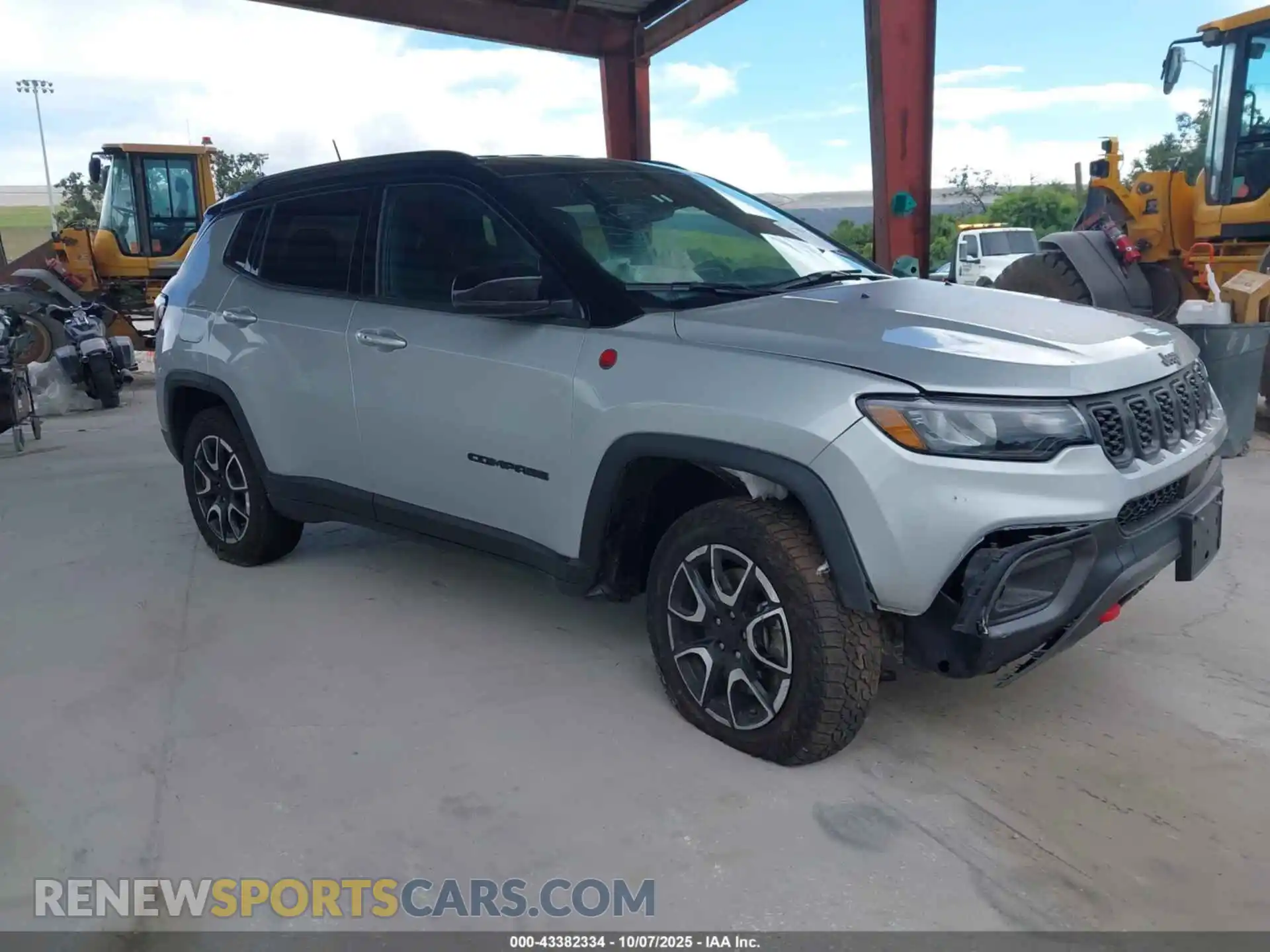 1 Photograph of a damaged car 3C4NJDDN1RT149517 JEEP COMPASS 2024