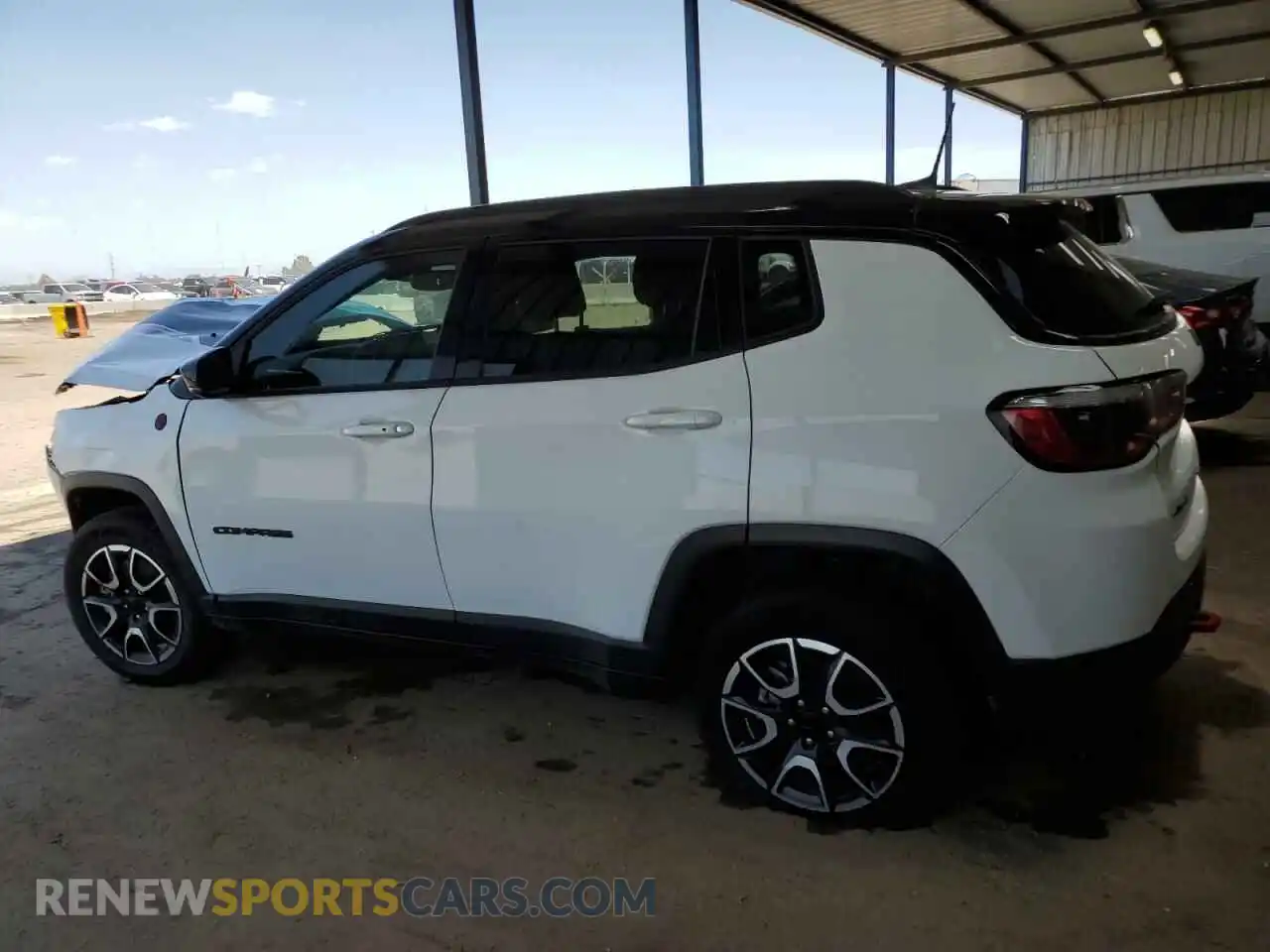2 Photograph of a damaged car 3C4NJDDN1RT149839 JEEP COMPASS 2024