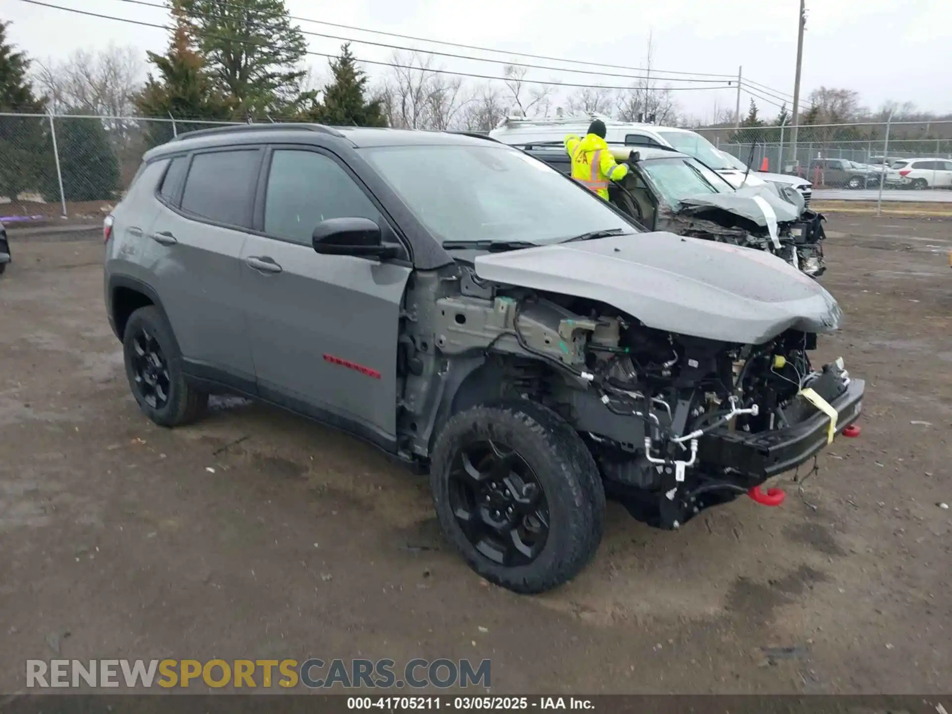 1 Photograph of a damaged car 3C4NJDDN2RT585468 JEEP COMPASS 2024