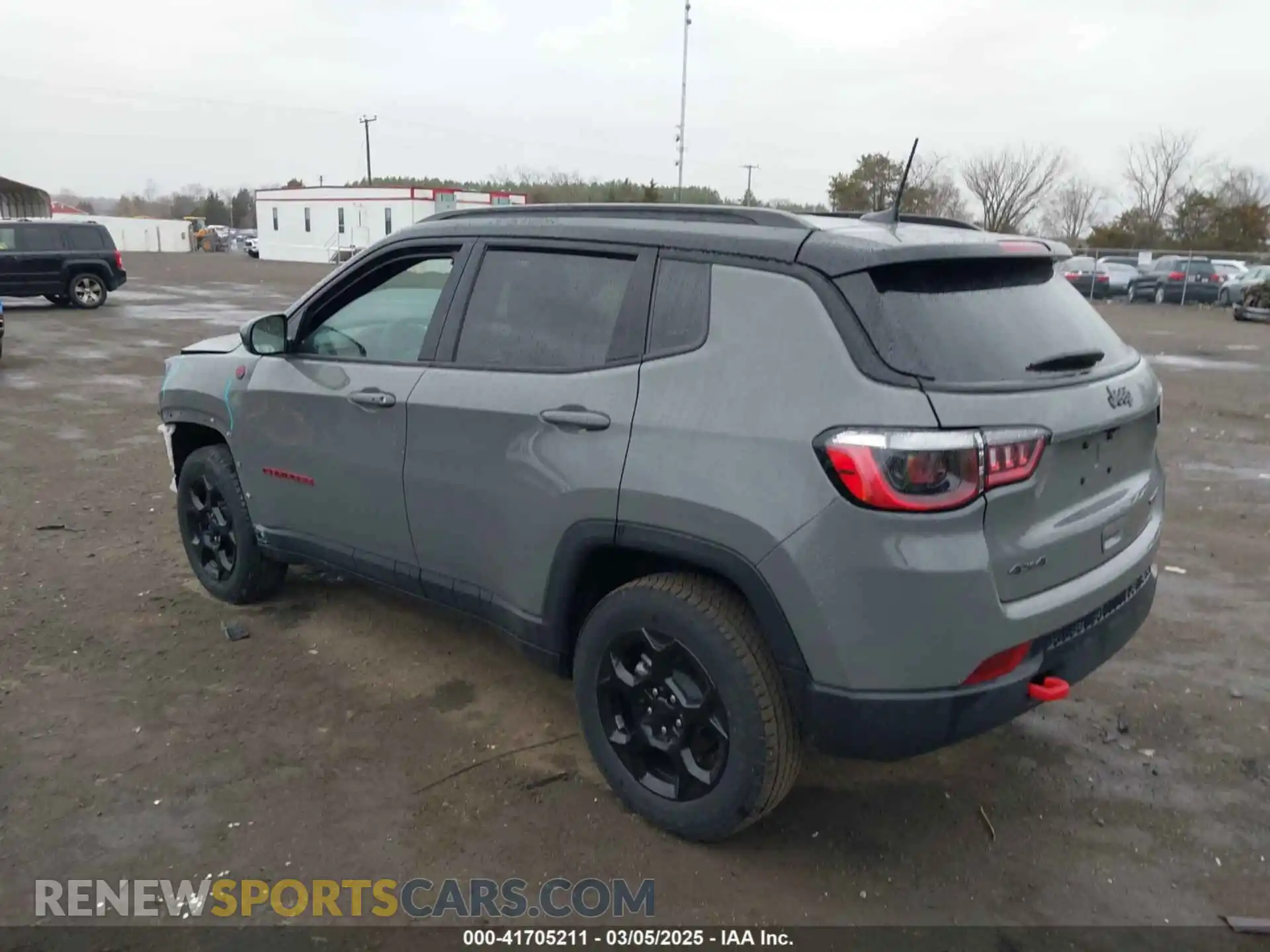 3 Photograph of a damaged car 3C4NJDDN2RT585468 JEEP COMPASS 2024