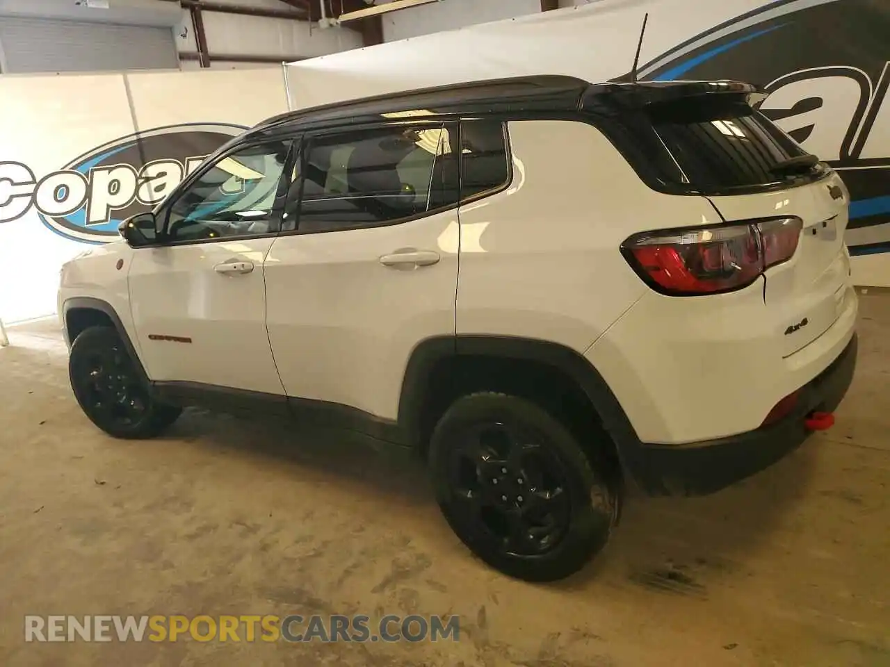 2 Photograph of a damaged car 3C4NJDDN2RT609736 JEEP COMPASS 2024