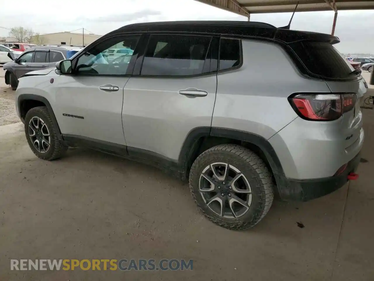 2 Photograph of a damaged car 3C4NJDDN6RT148833 JEEP COMPASS 2024