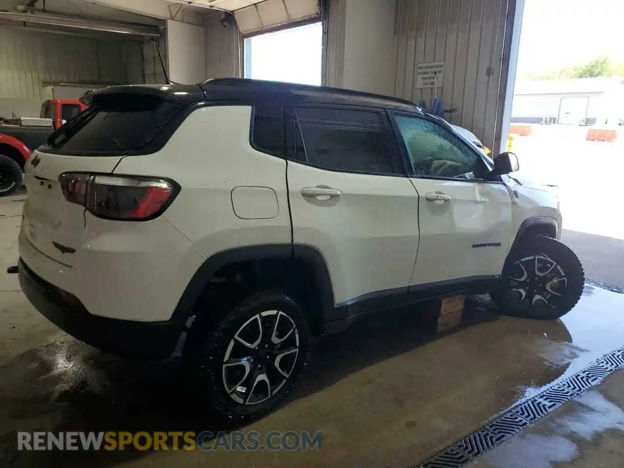 3 Photograph of a damaged car 3C4NJDDN9RT144758 JEEP COMPASS 2024