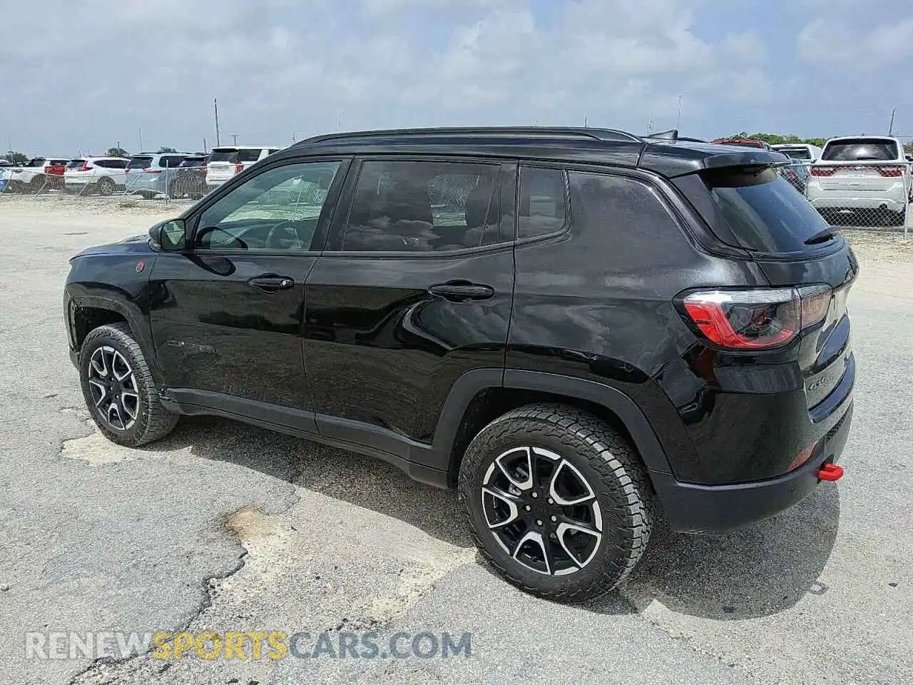 2 Photograph of a damaged car 3C4NJDDNXRT137107 JEEP COMPASS 2024