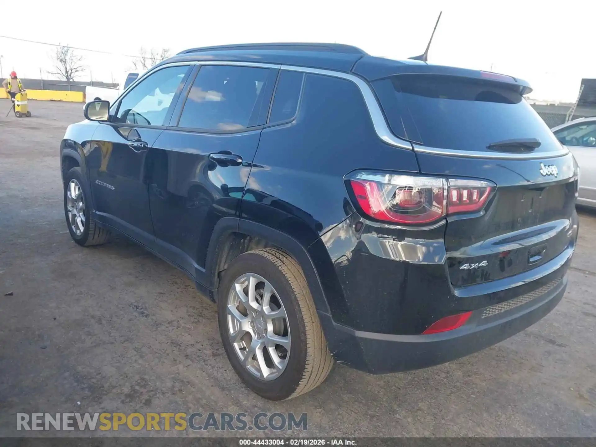 3 fotografías del automóvil dañado 3C4NJDFN0RT106610 JEEP COMPASS 2024
