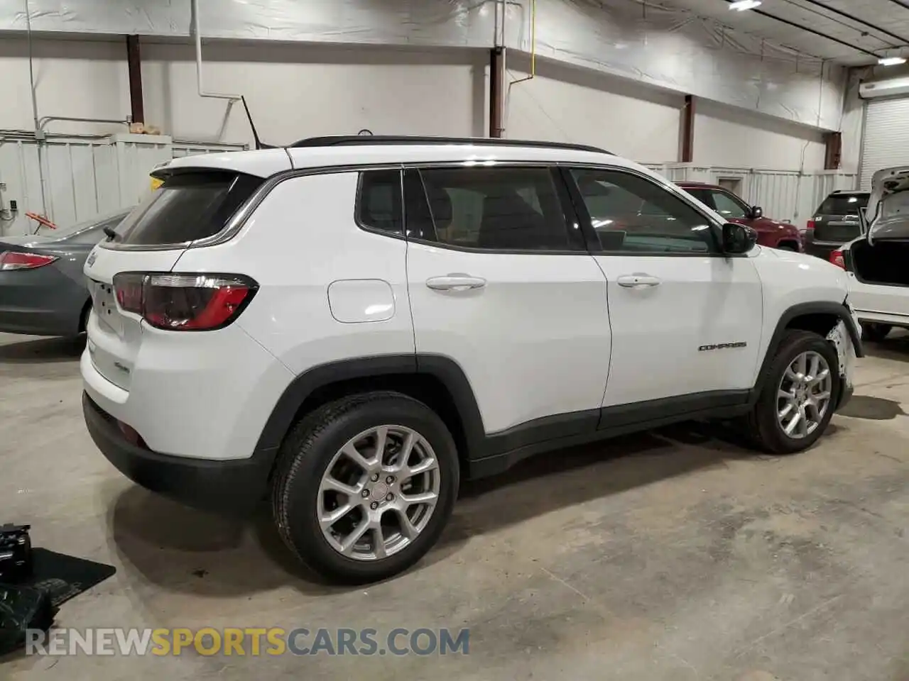 3 Photograph of a damaged car 3C4NJDFN0RT127036 JEEP COMPASS 2024
