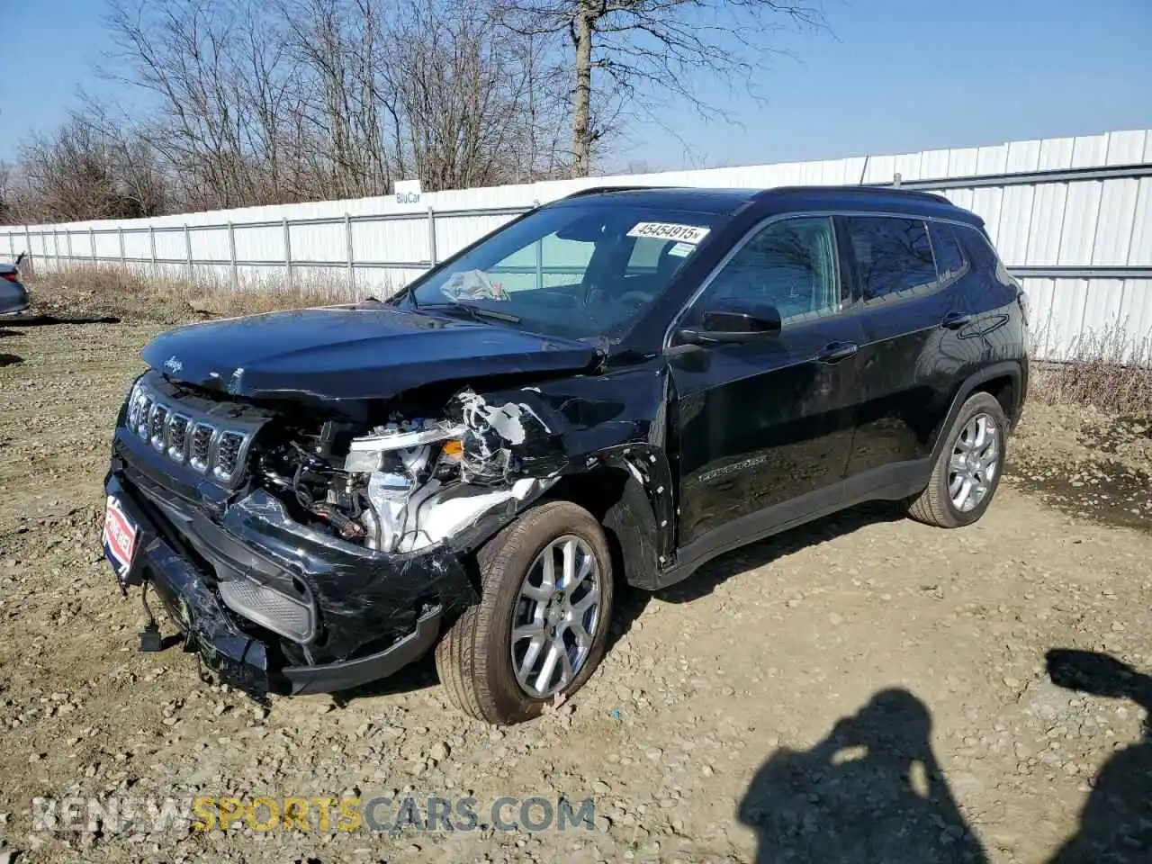 1 Photograph of a damaged car 3C4NJDFN1RT104509 JEEP COMPASS 2024