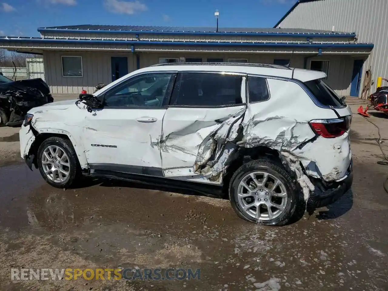 2 Photograph of a damaged car 3C4NJDFN1RT593929 JEEP COMPASS 2024