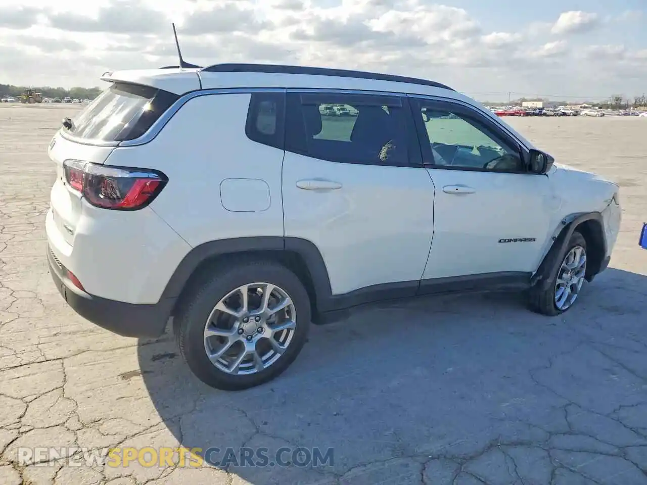 3 Photograph of a damaged car 3C4NJDFN3RT126608 JEEP COMPASS 2024