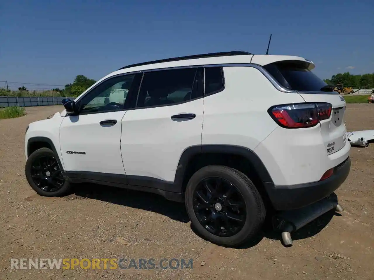 2 Photograph of a damaged car 3C4NJDFN5RT579970 JEEP COMPASS 2024