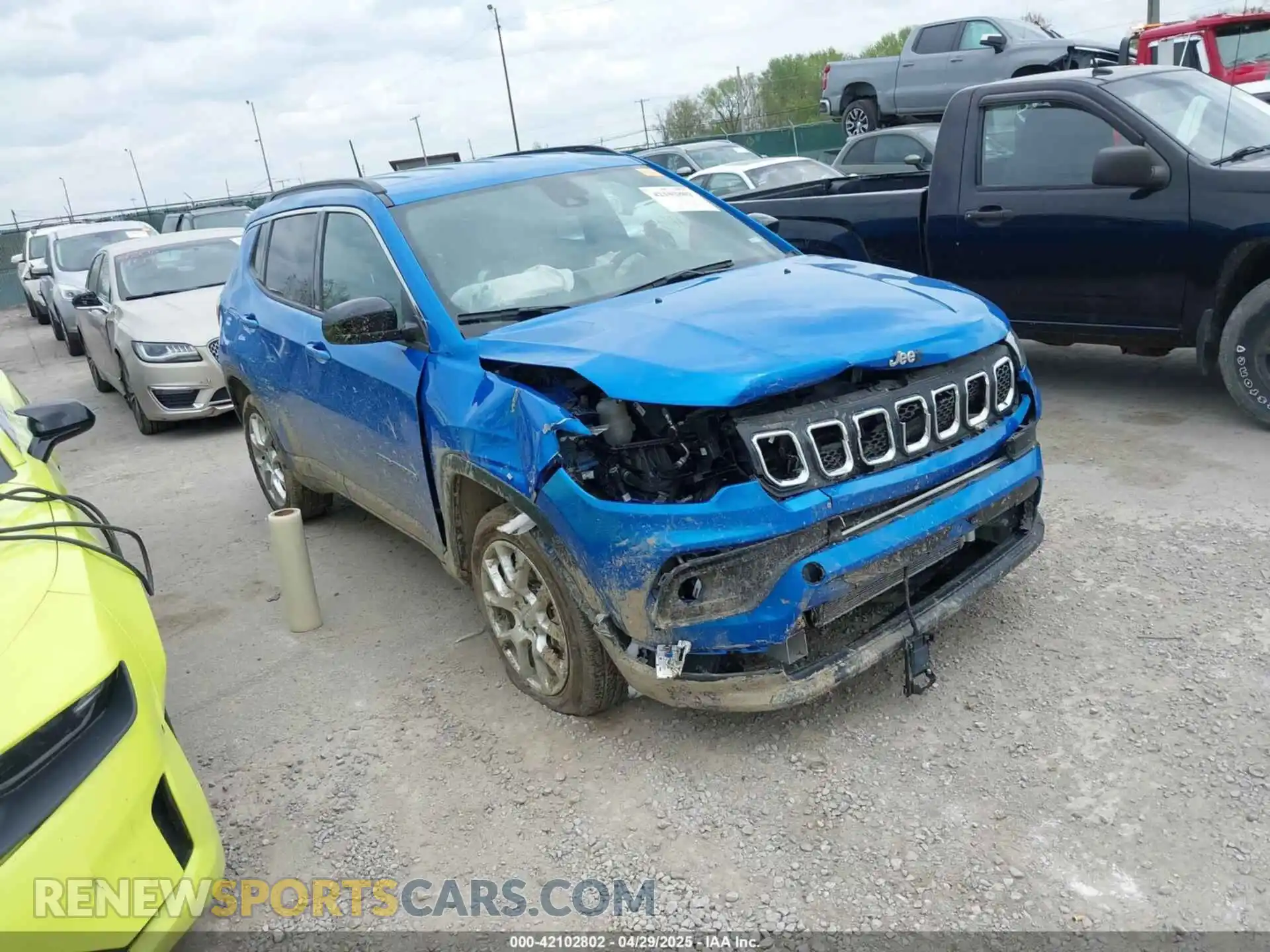1 Photograph of a damaged car 3C4NJDFN6RT600714 JEEP COMPASS 2024