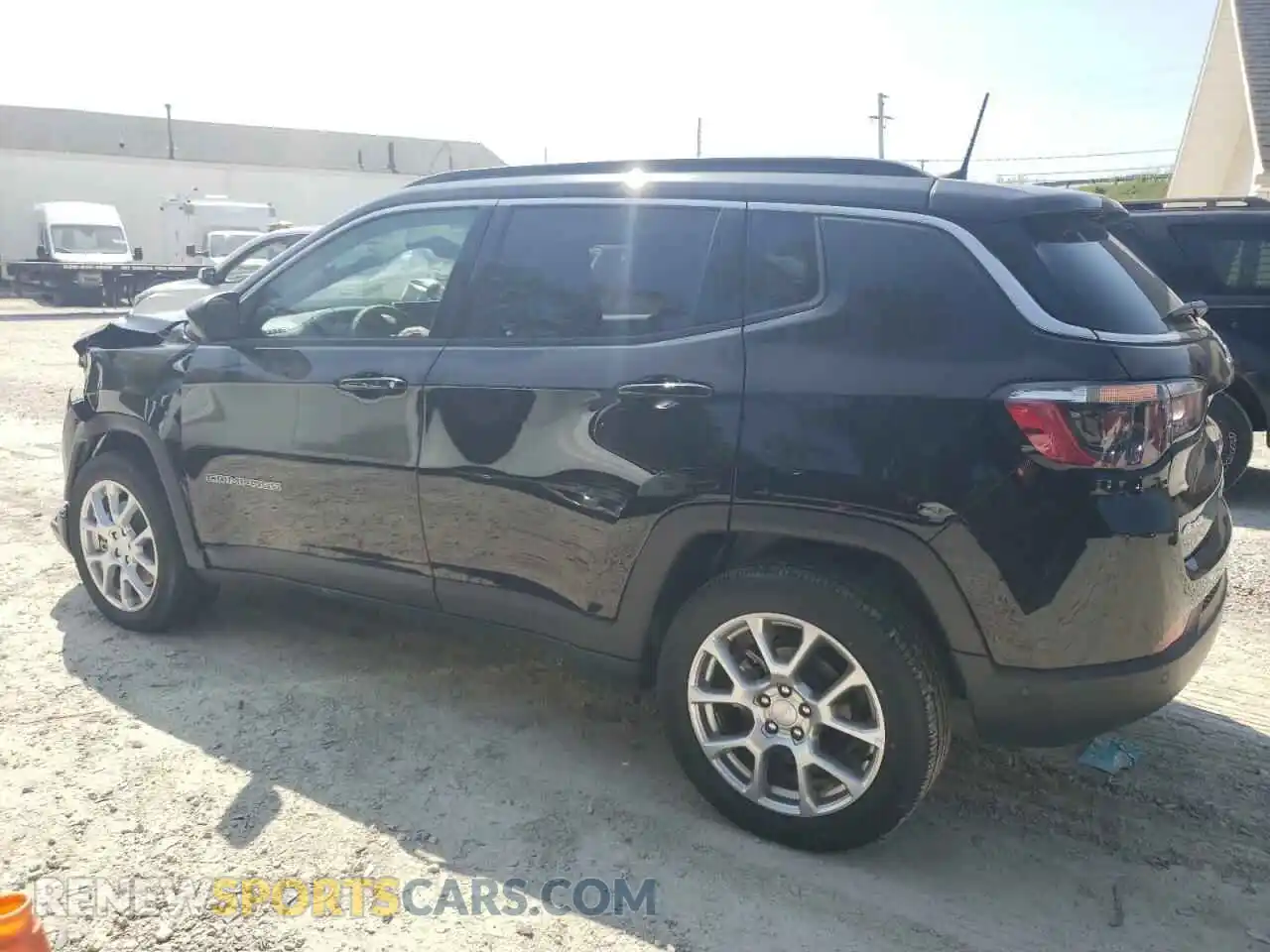 2 Photograph of a damaged car 3C4NJDFN7RT136185 JEEP COMPASS 2024