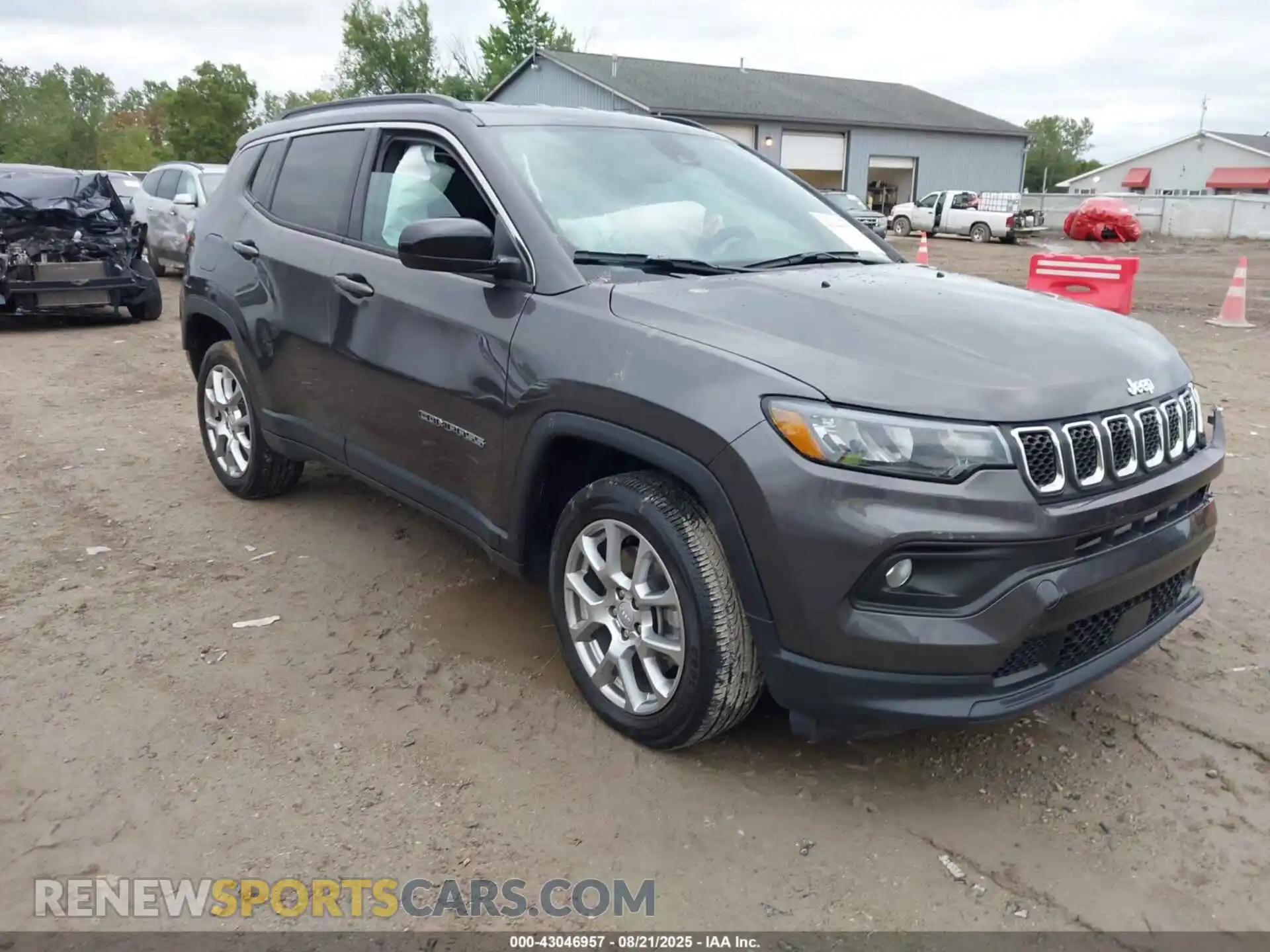 1 Photograph of a damaged car 3C4NJDFN9RT593967 JEEP COMPASS 2024