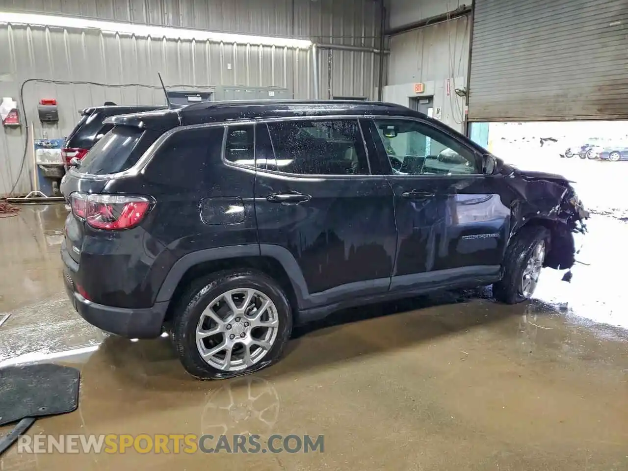 3 Photograph of a damaged car 3C4NJDFNXRT155412 JEEP COMPASS 2024