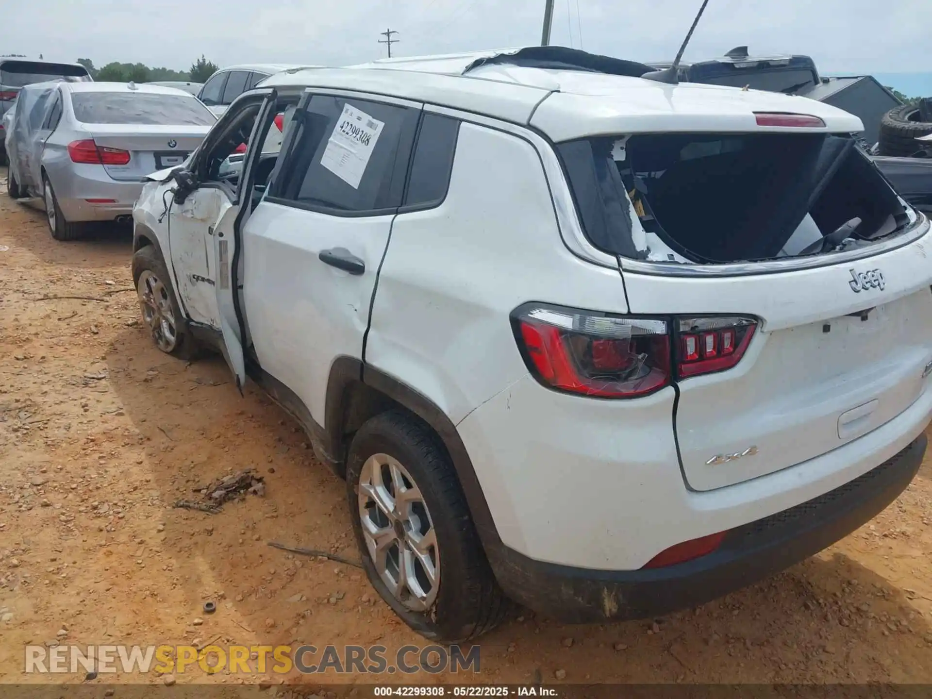 3 Photograph of a damaged car 3C4NJDAN1ST427522 JEEP COMPASS 2025