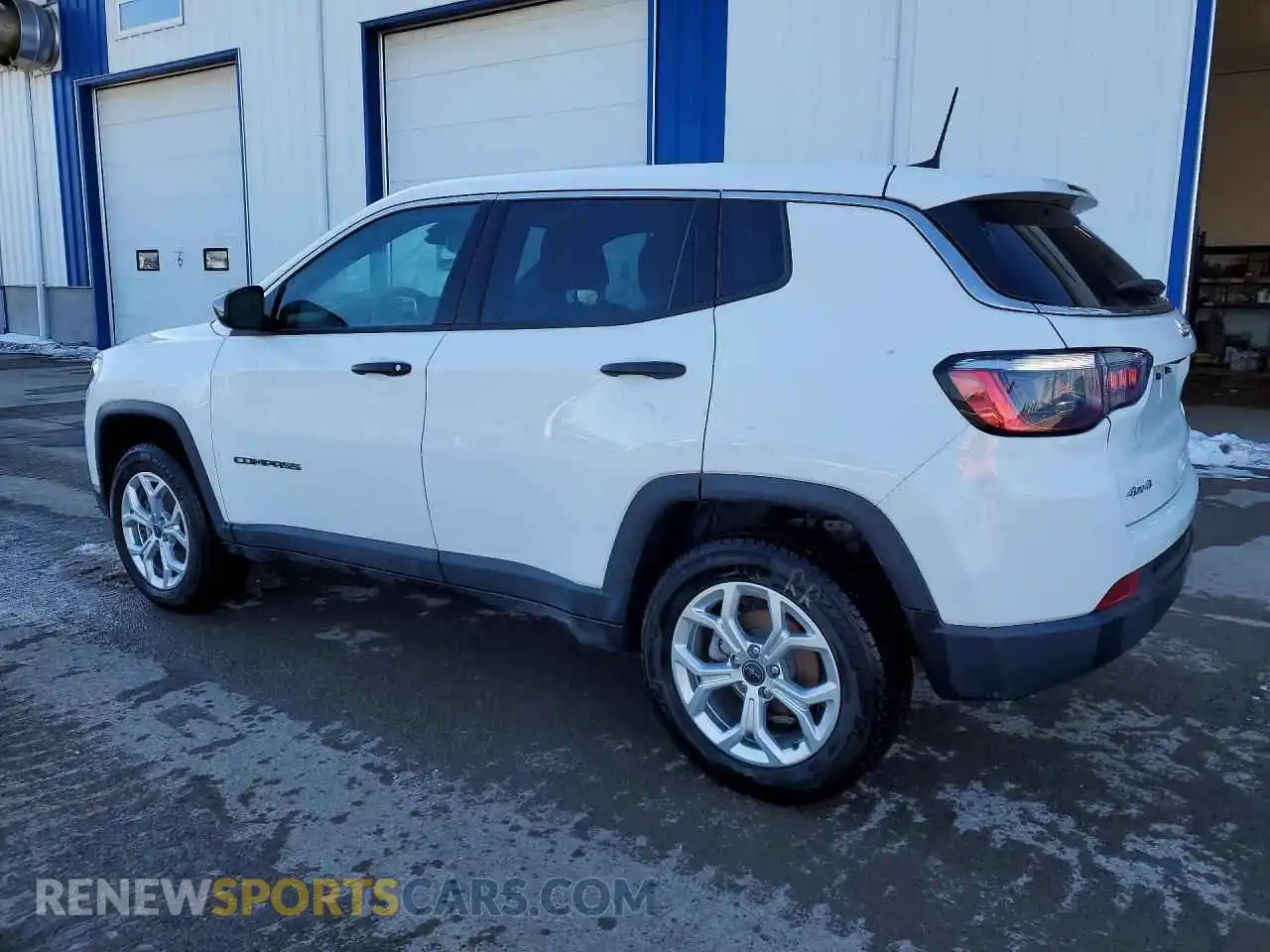 2 Photograph of a damaged car 3C4NJDAN1ST519908 JEEP COMPASS 2025