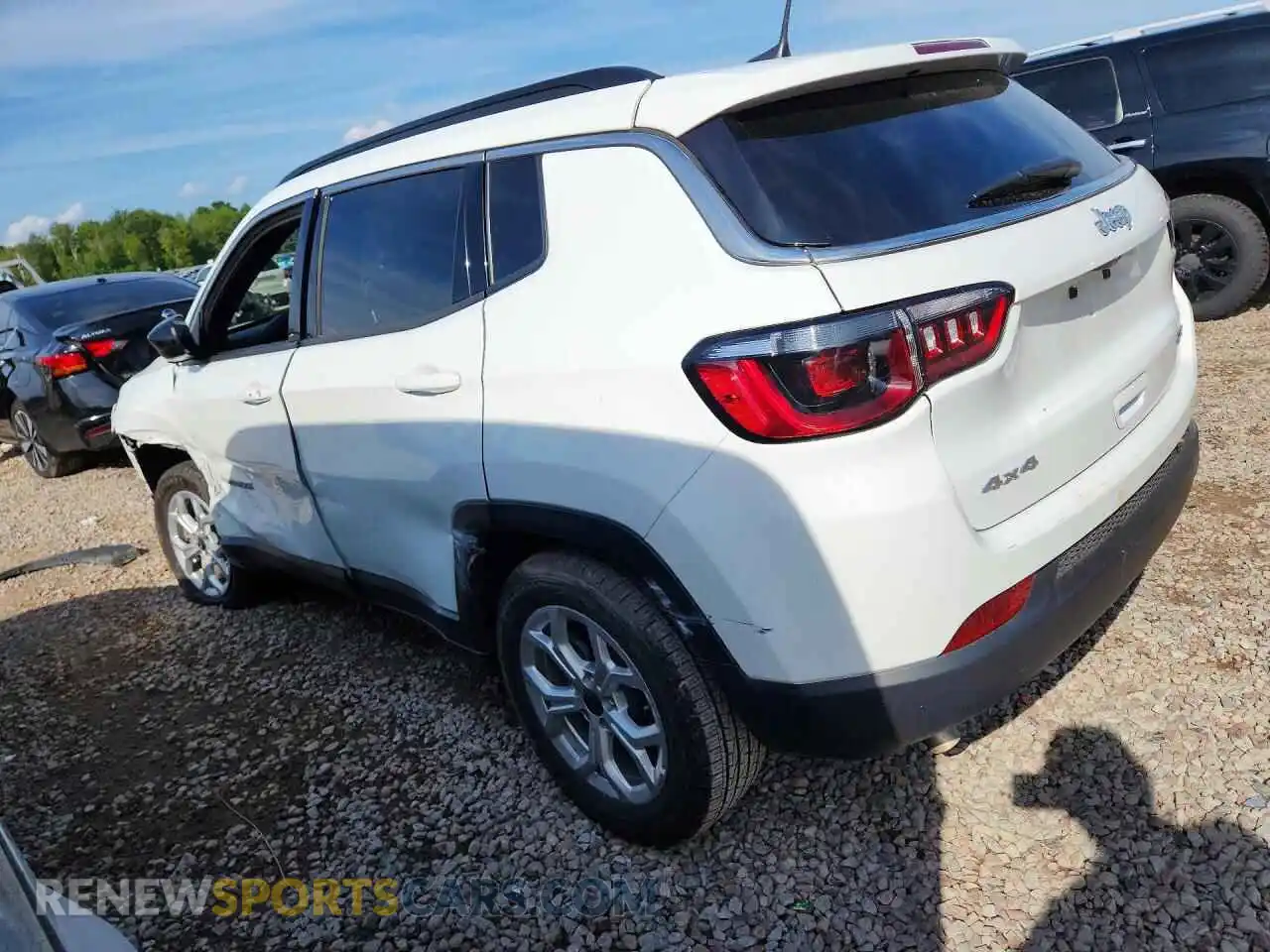2 Photograph of a damaged car 3C4NJDBN0ST547312 JEEP COMPASS 2025