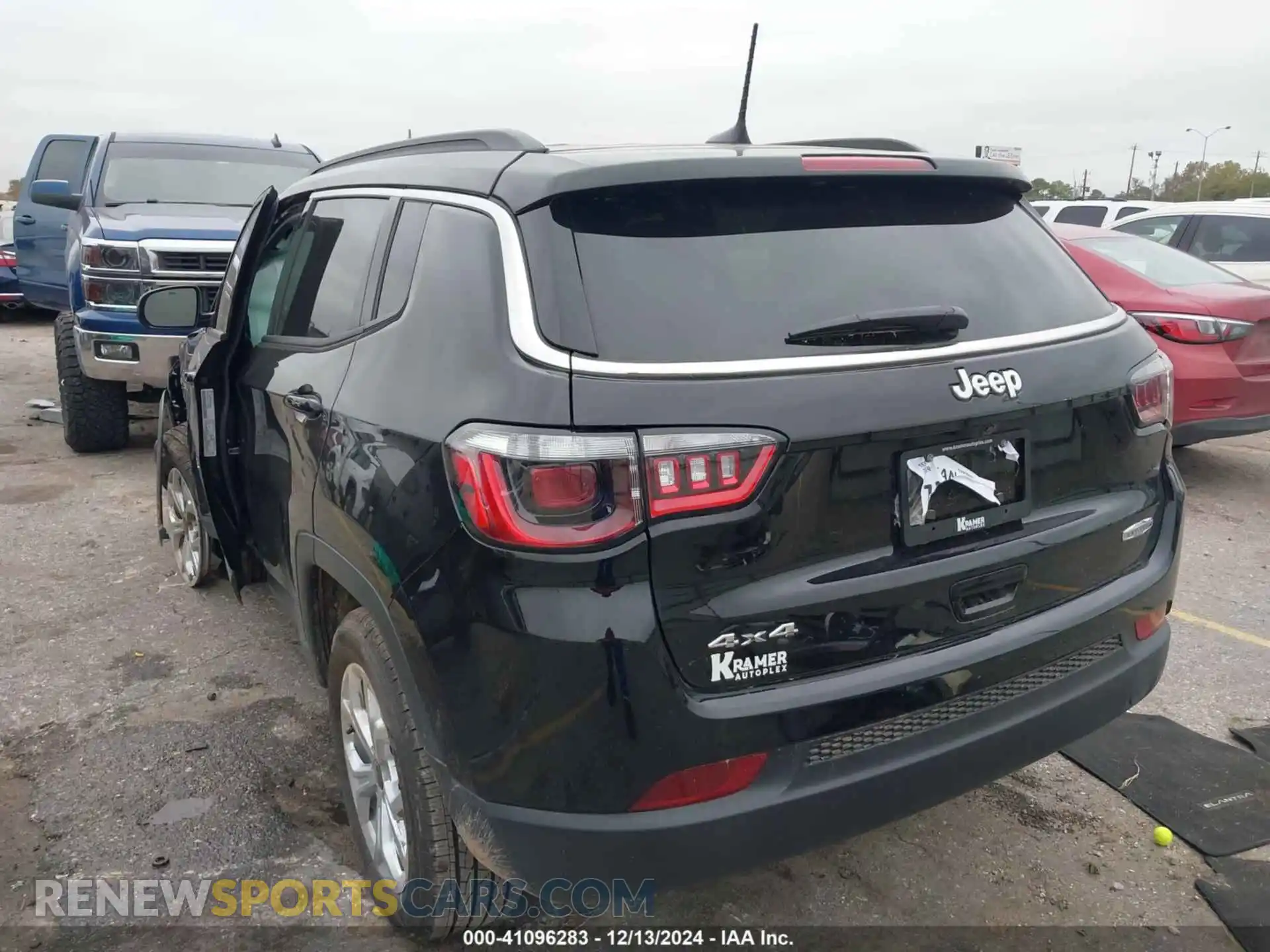 3 Photograph of a damaged car 3C4NJDBN1ST518028 JEEP COMPASS 2025