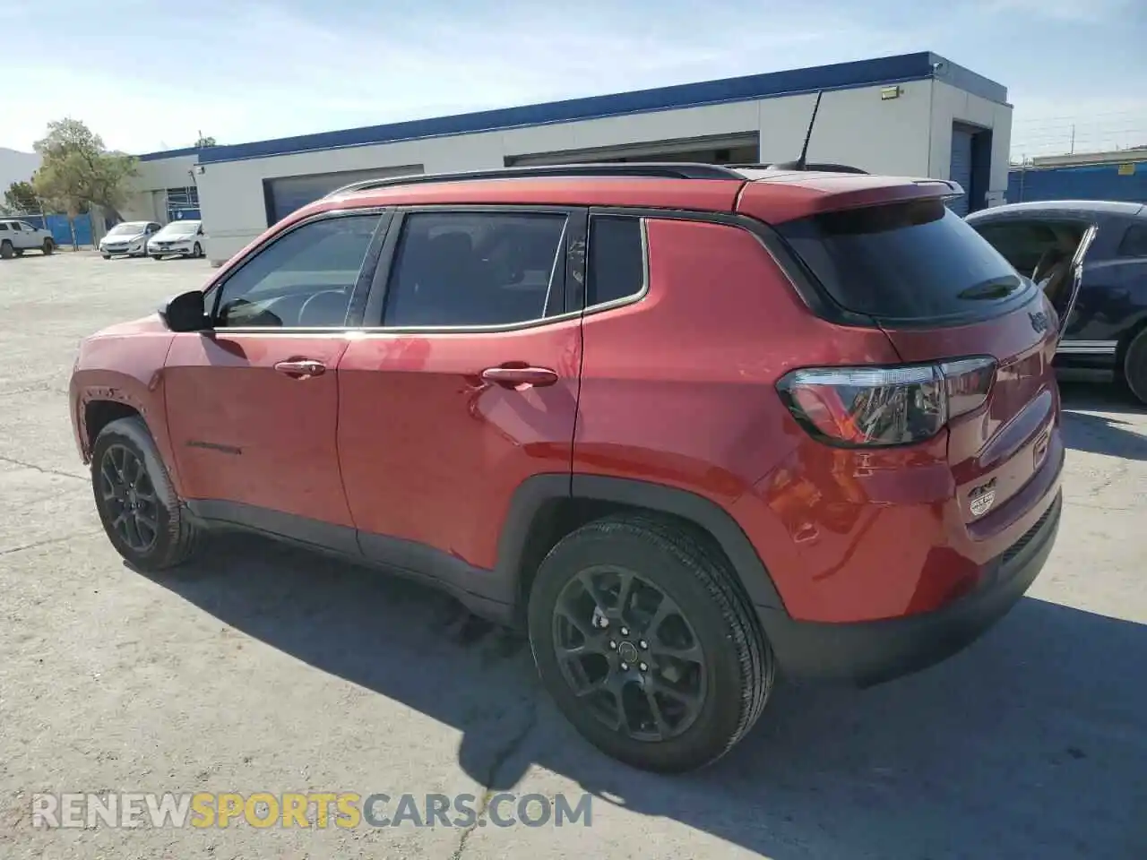 2 fotografías del automóvil dañado 3C4NJDBN1ST531720 JEEP COMPASS 2025