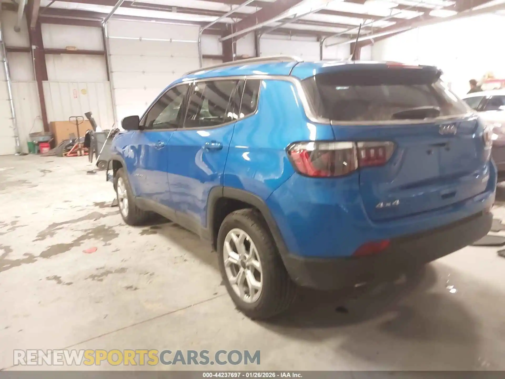 3 fotografías del automóvil dañado 3C4NJDBN1ST598396 JEEP COMPASS 2025