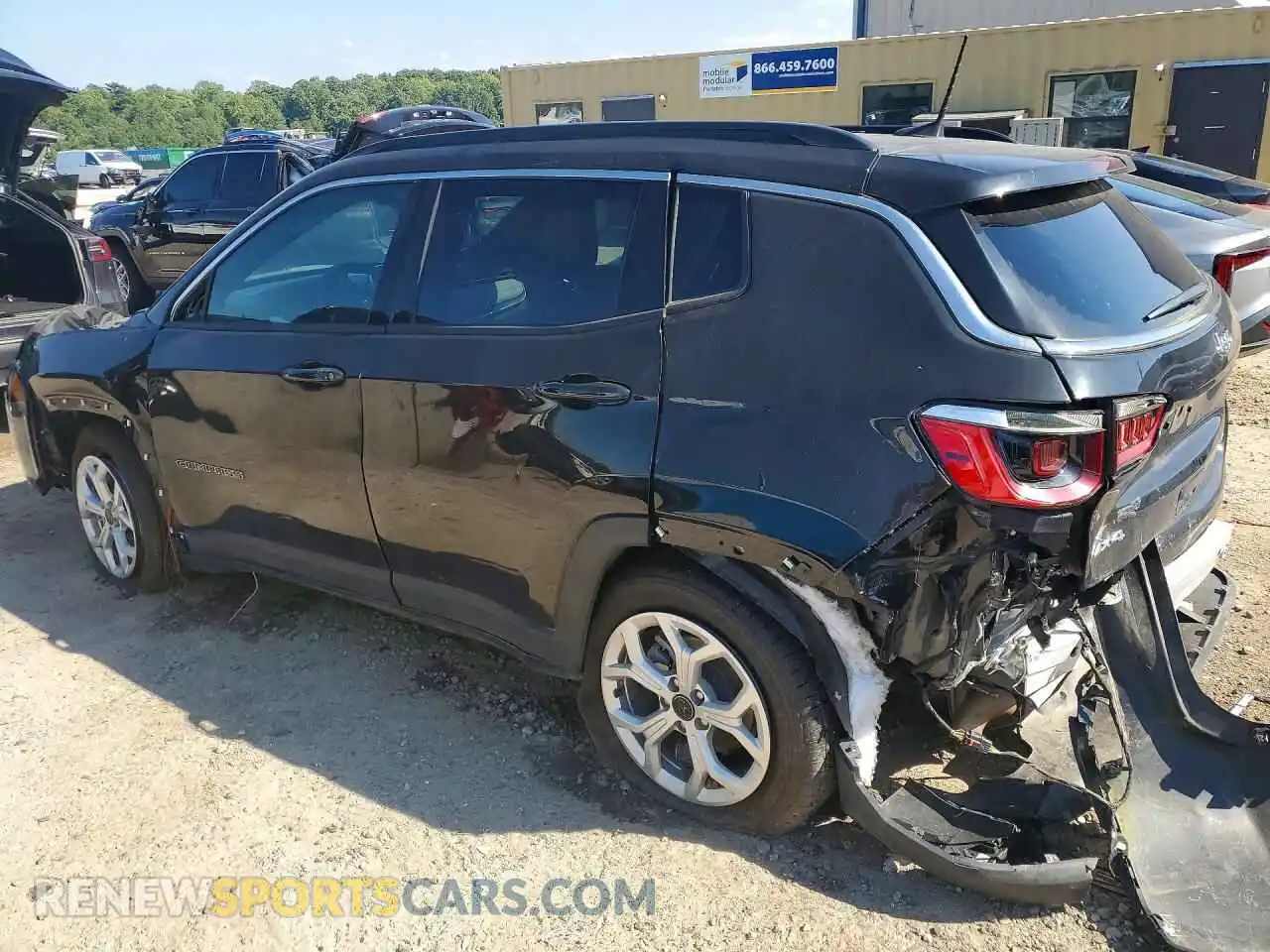 2 Фотография поврежденного автомобиля 3C4NJDBN2ST517700 JEEP COMPASS 2025