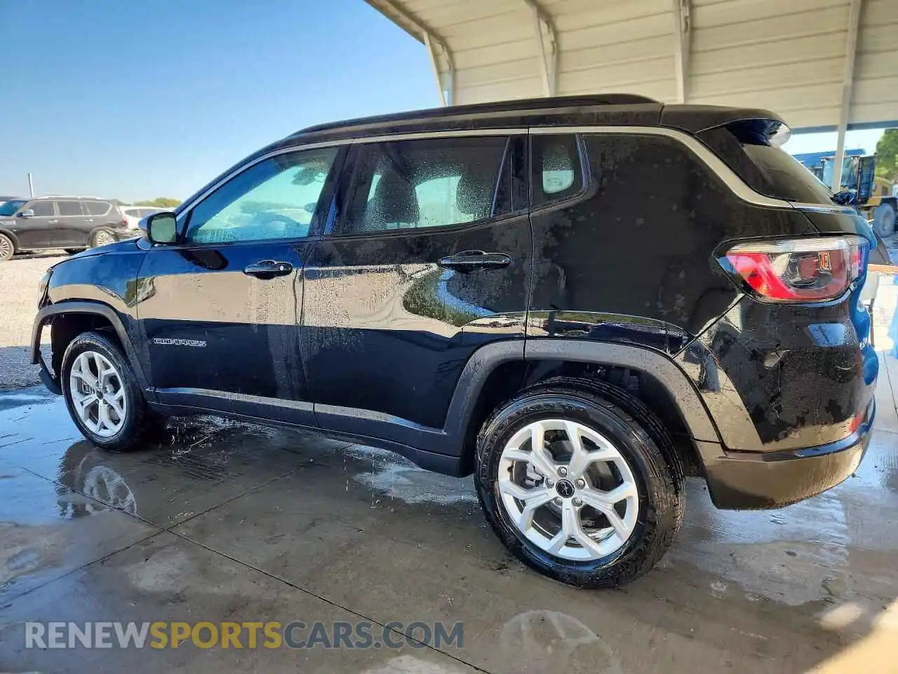 2 Фотография поврежденного автомобиля 3C4NJDBN2ST597869 JEEP COMPASS 2025