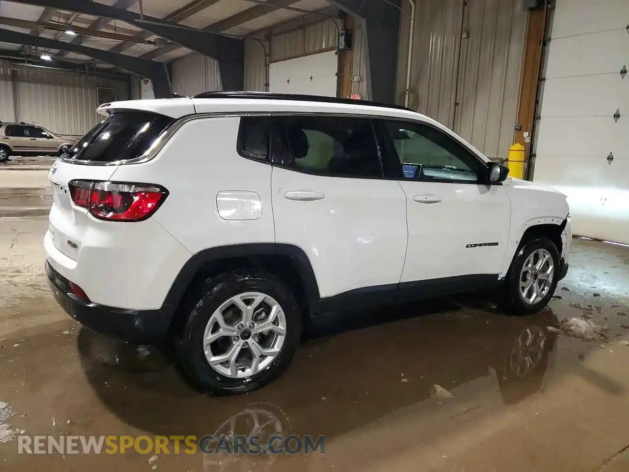 3 Photograph of a damaged car 3C4NJDBN3ST521934 JEEP COMPASS 2025