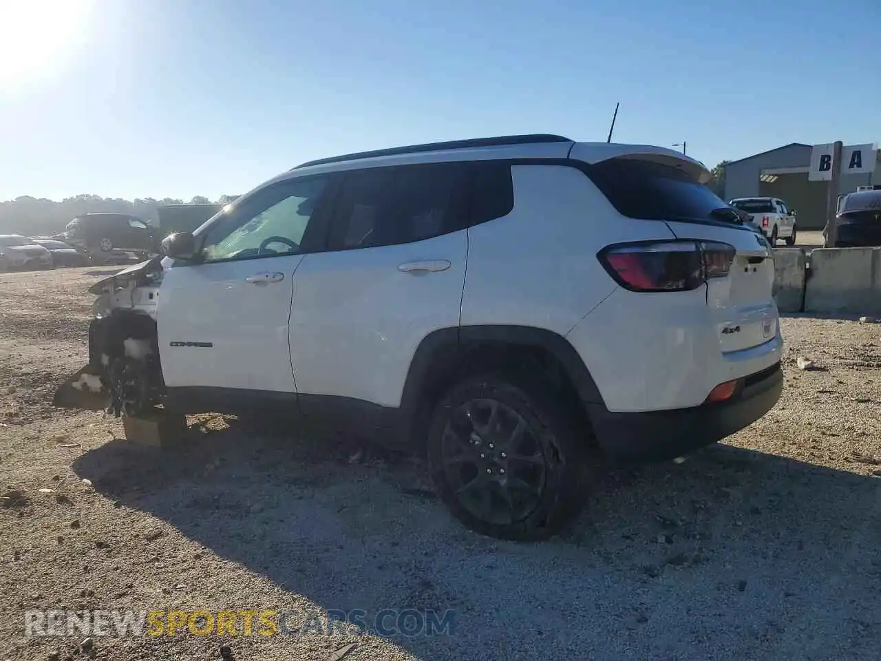 2 fotografías del automóvil dañado 3C4NJDBN3ST529239 JEEP COMPASS 2025
