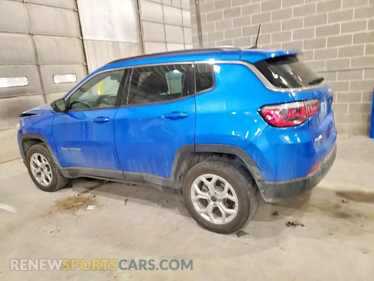 2 Photograph of a damaged car 3C4NJDBN3ST530231 JEEP COMPASS 2025