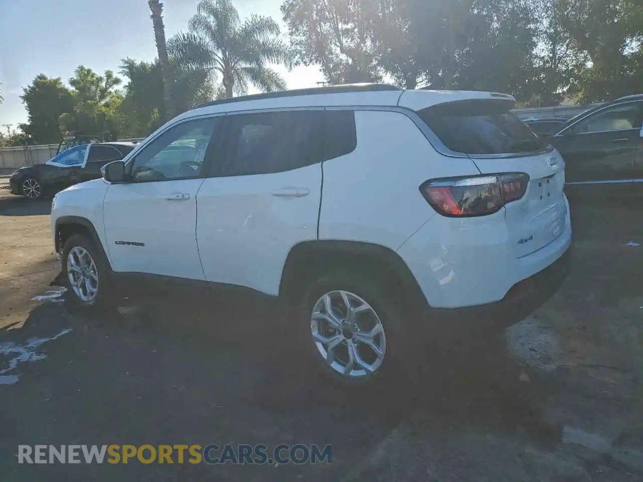 2 Photograph of a damaged car 3C4NJDBN3ST604988 JEEP COMPASS 2025