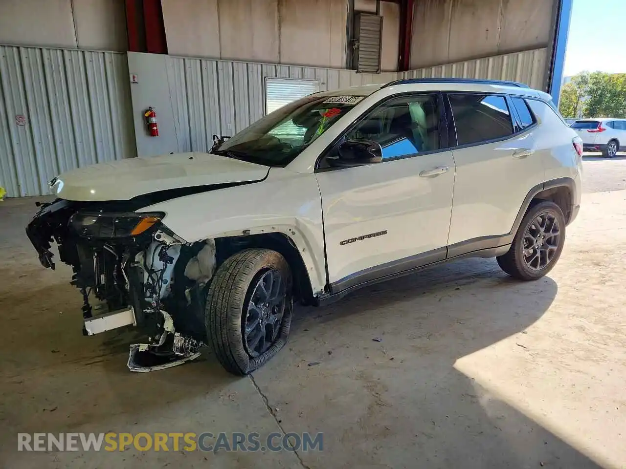 1 Фотография поврежденного автомобиля 3C4NJDBN3ST606286 JEEP COMPASS 2025