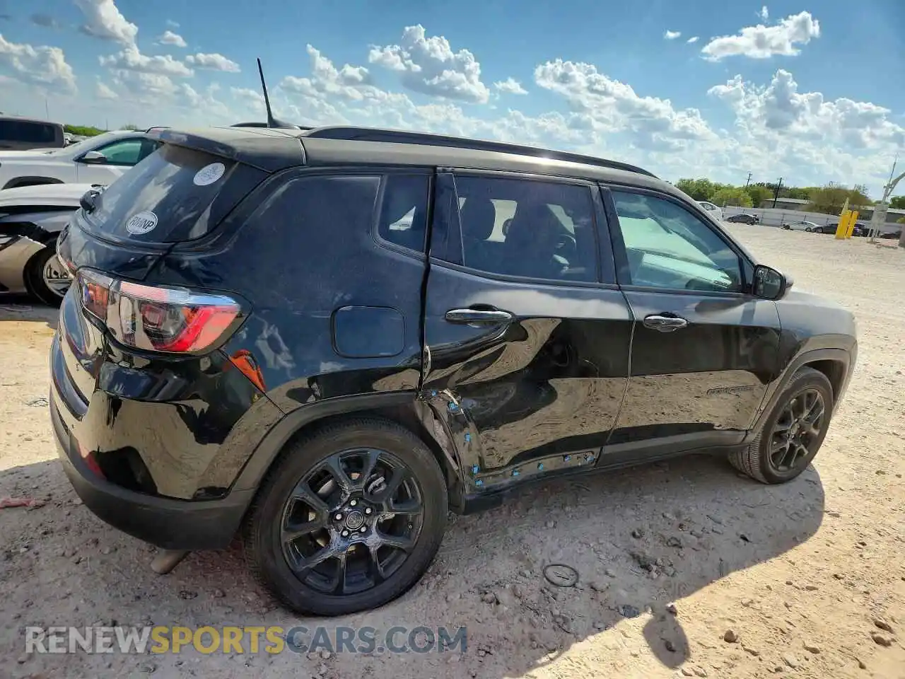 3 Photograph of a damaged car 3C4NJDBN4ST568695 JEEP COMPASS 2025